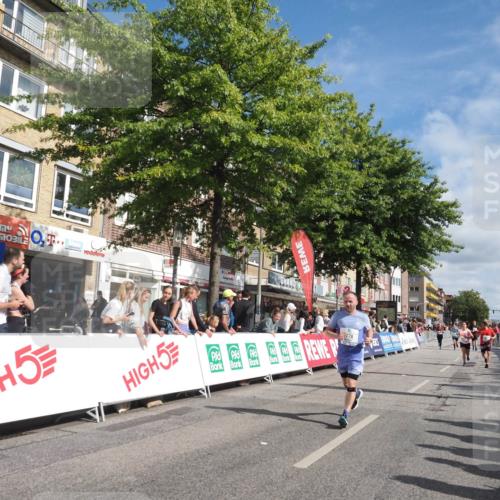 15.09.2024 - PSD Bank Halbmarathon Miley Keyser http://msf.ph/oto/7061017 15.09.2024 12:09:36 Ziel 1778, 1855, 1966, 1994, 2179, 2327, 2408, 2878, 2890, 2892, 2997, 3050, 3238 meine-sportfotos.de