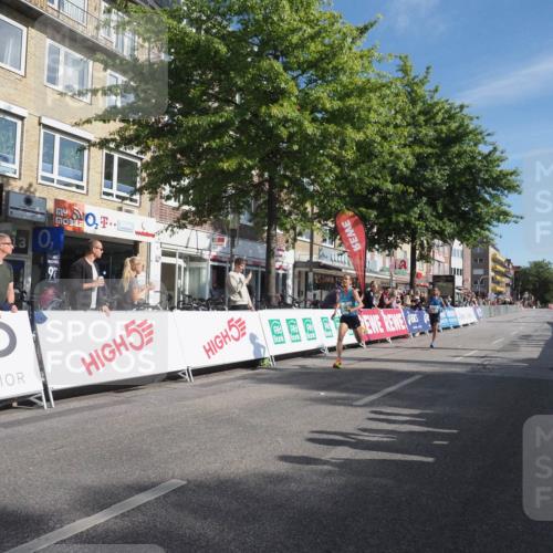 15.09.2024 - PSD Bank Halbmarathon Miley Keyser http://msf.ph/oto/7061019 15.09.2024 11:01:57 Ziel 448, 1001 meine-sportfotos.de