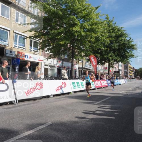 15.09.2024 - PSD Bank Halbmarathon Miley Keyser http://msf.ph/oto/7061023 15.09.2024 11:01:57 Ziel 448, 1001 meine-sportfotos.de