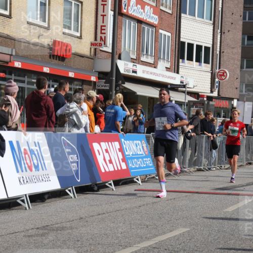 15.09.2024 - PSD Bank Halbmarathon Michael Strokosch http://msf.ph/oto/7061024 15.09.2024 11:44:56 Ziel 916, 949, 1114, 1167, 1415, 1587, 1988, 2679, 3514 meine-sportfotos.de