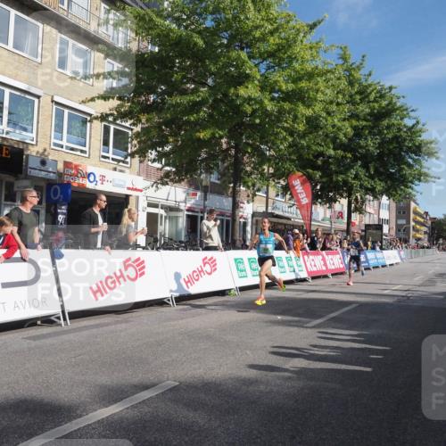 15.09.2024 - PSD Bank Halbmarathon Miley Keyser http://msf.ph/oto/7061027 15.09.2024 11:01:57 Ziel 448, 1001 meine-sportfotos.de