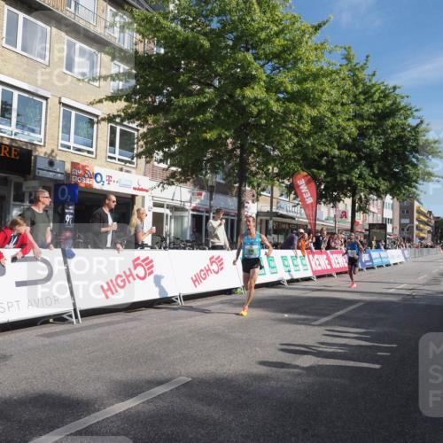15.09.2024 - PSD Bank Halbmarathon Miley Keyser http://msf.ph/oto/7061031 15.09.2024 11:01:57 Ziel 448, 1001 meine-sportfotos.de