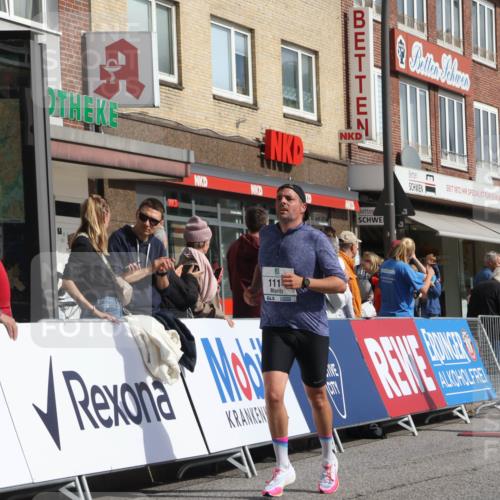 15.09.2024 - PSD Bank Halbmarathon Michael Strokosch http://msf.ph/oto/7061032 15.09.2024 11:44:57 Ziel 916, 949, 1114, 1167, 1415, 1587, 1988, 2503, 2647, 2679, 3514 meine-sportfotos.de