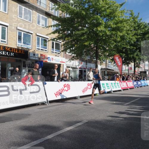 15.09.2024 - PSD Bank Halbmarathon Miley Keyser http://msf.ph/oto/7061054 15.09.2024 11:01:59 Ziel 447, 448, 1001 meine-sportfotos.de