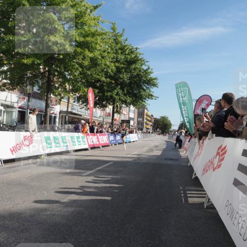 15.09.2024 - PSD Bank Halbmarathon Miley Keyser http://msf.ph/oto/7061082 15.09.2024 11:02:14 Ziel 447 meine-sportfotos.de