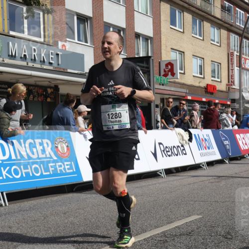 15.09.2024 - PSD Bank Halbmarathon Michael Strokosch http://msf.ph/oto/7061116 15.09.2024 11:45:11 Ziel 949, 1268, 1280, 1313, 1373, 1421, 1454, 1477, 1587, 1737, 1988, 2495, 2503, 2647, 2683, 3514 meine-sportfotos.de