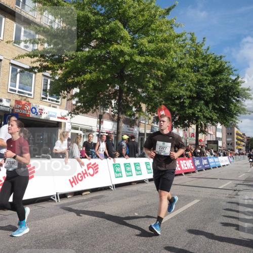 15.09.2024 - PSD Bank Halbmarathon Miley Keyser http://msf.ph/oto/7061119 15.09.2024 12:09:46 Ziel 1778, 1855, 2053, 2327, 2878, 2890, 2892, 2993, 3050, 3238, 3532 meine-sportfotos.de