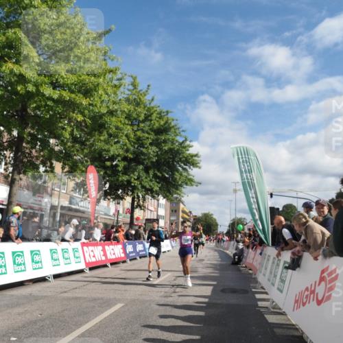 15.09.2024 - PSD Bank Halbmarathon Miley Keyser http://msf.ph/oto/7061147 15.09.2024 12:09:52 Ziel 1694, 1820, 2053, 2327, 2892, 2993, 3238, 3532 meine-sportfotos.de