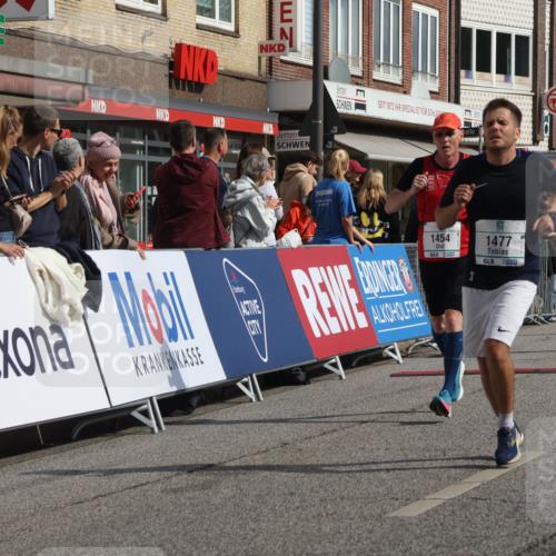 15.09.2024 - PSD Bank Halbmarathon Michael Strokosch http://msf.ph/oto/7061148 15.09.2024 11:45:19 Ziel 951, 973, 1138, 1268, 1280, 1313, 1373, 1421, 1437, 1454, 1477, 1737, 2495, 2632, 2683, 2851 meine-sportfotos.de