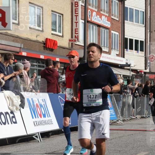 15.09.2024 - PSD Bank Halbmarathon Michael Strokosch http://msf.ph/oto/7061156 15.09.2024 11:45:19 Ziel 951, 973, 1138, 1268, 1280, 1313, 1373, 1421, 1437, 1454, 1477, 1737, 2495, 2632, 2683, 2851 meine-sportfotos.de