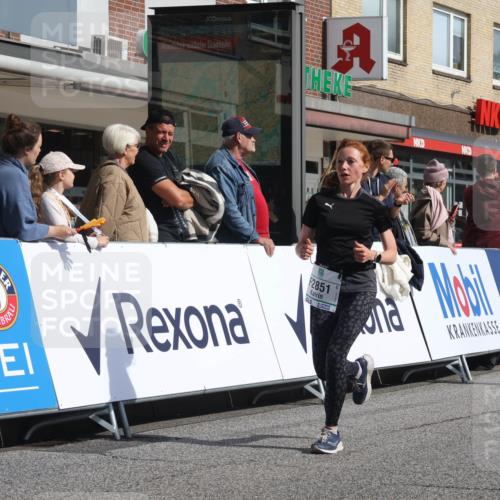 15.09.2024 - PSD Bank Halbmarathon Michael Strokosch http://msf.ph/oto/7061177 15.09.2024 11:45:22 Ziel 951, 973, 1138, 1268, 1421, 1437, 1454, 1477, 1737, 2483, 2495, 2632, 2683, 2851 meine-sportfotos.de