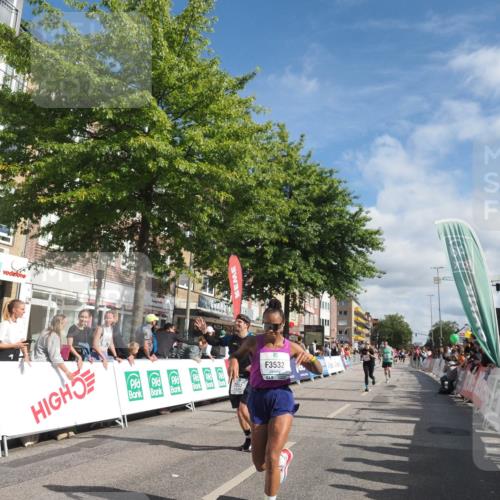 15.09.2024 - PSD Bank Halbmarathon Miley Keyser http://msf.ph/oto/7061197 15.09.2024 12:09:54 Ziel 1694, 1820, 1864, 2053, 2327, 2788, 2892, 2993, 3117, 3238, 3532 meine-sportfotos.de