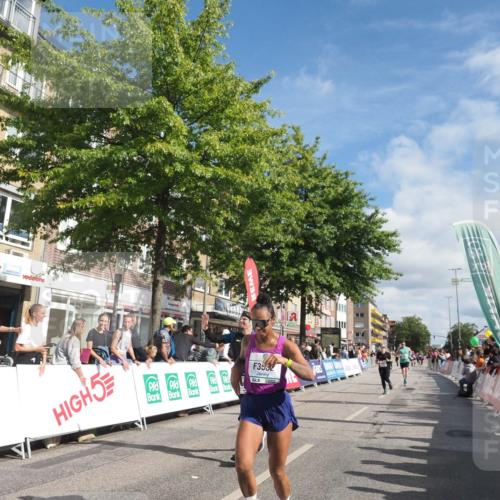 15.09.2024 - PSD Bank Halbmarathon Miley Keyser http://msf.ph/oto/7061202 15.09.2024 12:09:54 Ziel 1694, 1820, 1864, 2053, 2327, 2788, 2892, 2993, 3117, 3238, 3532 meine-sportfotos.de
