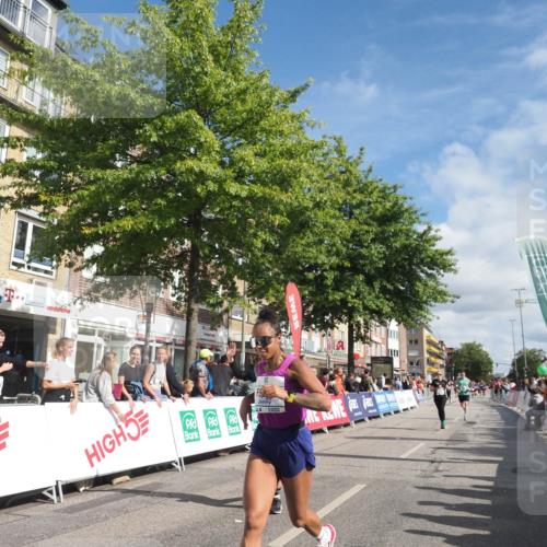 15.09.2024 - PSD Bank Halbmarathon Miley Keyser http://msf.ph/oto/7061205 15.09.2024 12:09:54 Ziel 1694, 1820, 1864, 2053, 2327, 2788, 2892, 2993, 3117, 3238, 3532 meine-sportfotos.de
