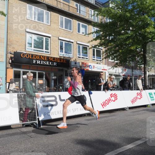 15.09.2024 - PSD Bank Halbmarathon Miley Keyser http://msf.ph/oto/7061207 15.09.2024 11:02:45 Ziel 449 meine-sportfotos.de