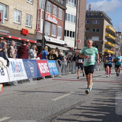 15.09.2024 - PSD Bank Halbmarathon Michael Strokosch http://msf.ph/oto/7061213 15.09.2024 11:45:27 Ziel 780, 835, 951, 957, 973, 1138, 1437, 1454, 1477, 1626, 1791, 2310, 2332, 2483, 2632, 2851 meine-sportfotos.de