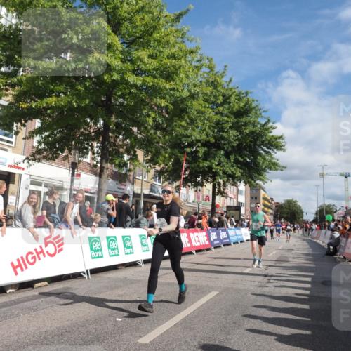 15.09.2024 - PSD Bank Halbmarathon Miley Keyser http://msf.ph/oto/7061239 15.09.2024 12:09:57 Ziel 1694, 1820, 1864, 1993, 2053, 2531, 2788, 2993, 3117, 3532 meine-sportfotos.de