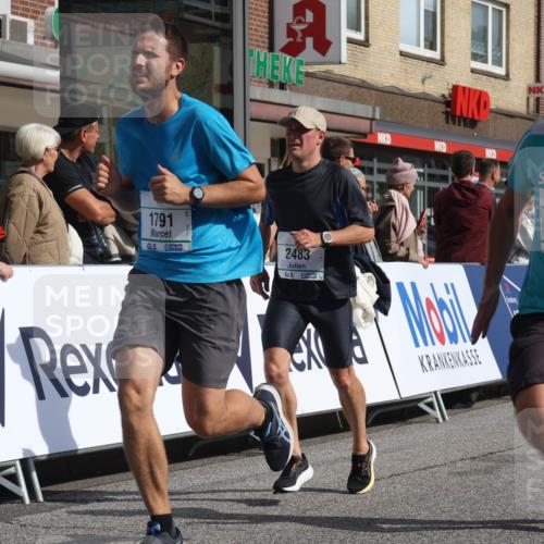15.09.2024 - PSD Bank Halbmarathon Michael Strokosch http://msf.ph/oto/7061240 15.09.2024 11:45:31 Ziel 780, 835, 951, 957, 973, 1138, 1407, 1437, 1454, 1626, 1791, 2310, 2332, 2483, 2632, 2851 meine-sportfotos.de