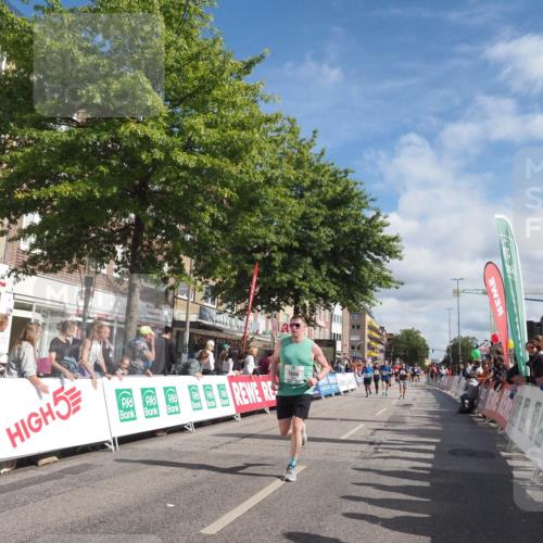 15.09.2024 - PSD Bank Halbmarathon Miley Keyser http://msf.ph/oto/7061251 15.09.2024 12:09:58 Ziel 1694, 1820, 1864, 1993, 2053, 2531, 2788, 2993, 3117, 3532 meine-sportfotos.de