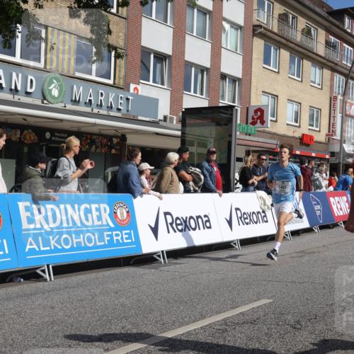 15.09.2024 - PSD Bank Halbmarathon Michael Strokosch http://msf.ph/oto/7061264 15.09.2024 11:45:36 Ziel 780, 835, 951, 957, 973, 982, 1138, 1407, 1437, 1626, 1791, 2310, 2332, 2483 meine-sportfotos.de