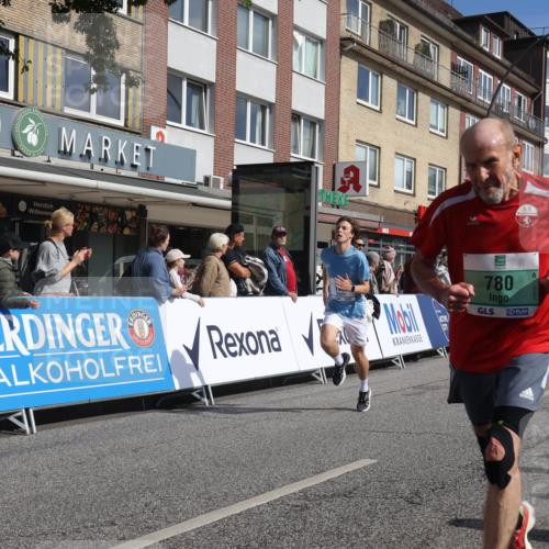 15.09.2024 - PSD Bank Halbmarathon Michael Strokosch http://msf.ph/oto/7061266 15.09.2024 11:45:36 Ziel 780, 835, 951, 957, 973, 982, 1138, 1407, 1437, 1626, 1791, 2310, 2332, 2483 meine-sportfotos.de