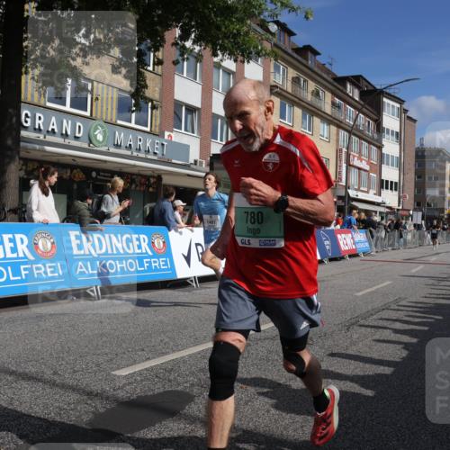 15.09.2024 - PSD Bank Halbmarathon Michael Strokosch http://msf.ph/oto/7061269 15.09.2024 11:45:37 Ziel 780, 835, 951, 957, 973, 982, 1138, 1351, 1407, 1437, 1626, 1791, 2310, 2332, 2483 meine-sportfotos.de