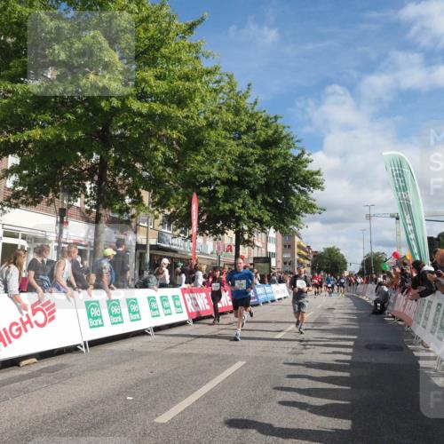 15.09.2024 - PSD Bank Halbmarathon Miley Keyser http://msf.ph/oto/7061282 15.09.2024 12:10:03 Ziel 1639, 1694, 1820, 1864, 1993, 1998, 2053, 2308, 2531, 2788, 2915, 2937, 2993, 3117, 3187, 3532 meine-sportfotos.de