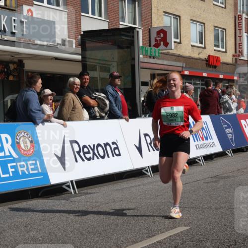15.09.2024 - PSD Bank Halbmarathon Michael Strokosch http://msf.ph/oto/7061283 15.09.2024 11:45:42 Ziel 780, 835, 957, 982, 1209, 1351, 1407, 1626, 1791, 1975, 2310, 2332, 2483, 2705 meine-sportfotos.de