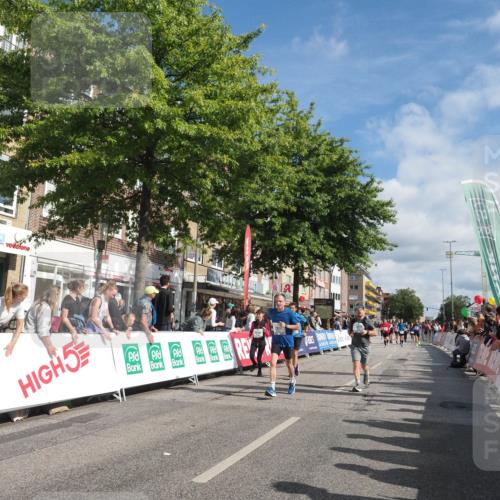 15.09.2024 - PSD Bank Halbmarathon Miley Keyser http://msf.ph/oto/7061290 15.09.2024 12:10:03 Ziel 1639, 1694, 1820, 1864, 1993, 1998, 2053, 2308, 2531, 2788, 2915, 2937, 2993, 3117, 3187, 3532 meine-sportfotos.de