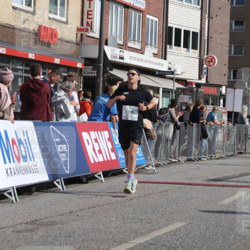 15.09.2024 - PSD Bank Halbmarathon Michael Strokosch http://msf.ph/oto/7061295 15.09.2024 11:45:43 Ziel 780, 835, 957, 982, 1209, 1351, 1407, 1626, 1791, 1975, 2310, 2332, 2705, 2988 meine-sportfotos.de