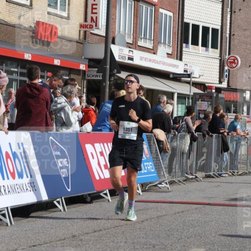 15.09.2024 - PSD Bank Halbmarathon Michael Strokosch http://msf.ph/oto/7061297 15.09.2024 11:45:44 Ziel 780, 835, 982, 1209, 1347, 1351, 1407, 1975, 2310, 2332, 2705, 2988 meine-sportfotos.de
