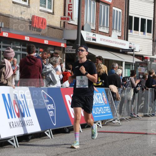 15.09.2024 - PSD Bank Halbmarathon Michael Strokosch http://msf.ph/oto/7061299 15.09.2024 11:45:44 Ziel 780, 835, 982, 1209, 1347, 1351, 1407, 1975, 2310, 2332, 2705, 2988 meine-sportfotos.de