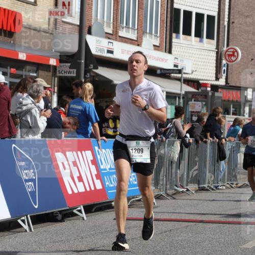 15.09.2024 - PSD Bank Halbmarathon Michael Strokosch http://msf.ph/oto/7061322 15.09.2024 11:45:47 Ziel 982, 1209, 1326, 1347, 1351, 1407, 1975, 2645, 2705, 2988 meine-sportfotos.de