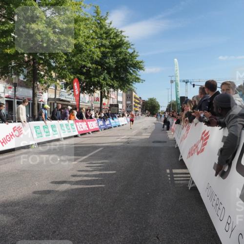 15.09.2024 - PSD Bank Halbmarathon Miley Keyser http://msf.ph/oto/7061323 15.09.2024 11:05:28 Ziel 458 meine-sportfotos.de