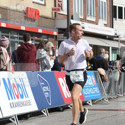 15.09.2024 - PSD Bank Halbmarathon Michael Strokosch http://msf.ph/oto/7061326 15.09.2024 11:45:48 Ziel 446, 948, 982, 1209, 1326, 1347, 1351, 1407, 1975, 2645, 2705, 2988 meine-sportfotos.de