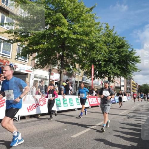 15.09.2024 - PSD Bank Halbmarathon Miley Keyser http://msf.ph/oto/7061341 15.09.2024 12:10:05 Ziel 1639, 1694, 1820, 1864, 1993, 1998, 2053, 2196, 2308, 2531, 2788, 2915, 2937, 2993, 3117, 3187 meine-sportfotos.de