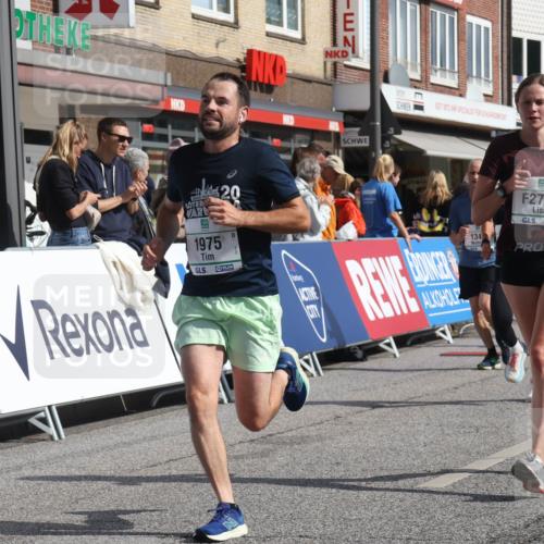 15.09.2024 - PSD Bank Halbmarathon Michael Strokosch http://msf.ph/oto/7061344 15.09.2024 11:45:50 Ziel 446, 948, 982, 1209, 1326, 1347, 1351, 1975, 2645, 2705, 2988 meine-sportfotos.de