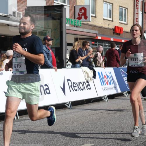 15.09.2024 - PSD Bank Halbmarathon Michael Strokosch http://msf.ph/oto/7061348 15.09.2024 11:45:51 Ziel 446, 948, 982, 1209, 1326, 1347, 1351, 1975, 2645, 2705, 2988 meine-sportfotos.de