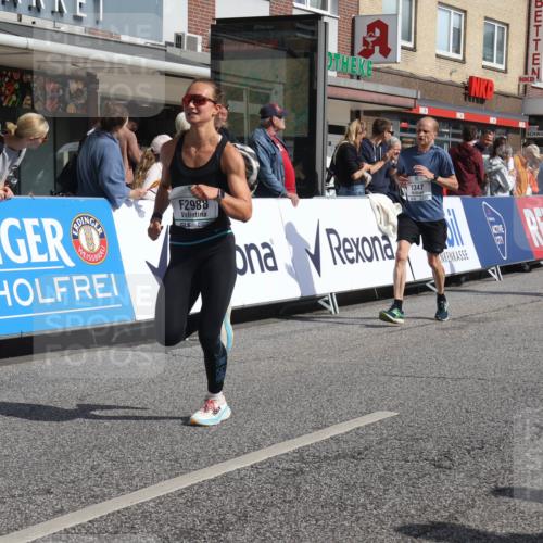 15.09.2024 - PSD Bank Halbmarathon Michael Strokosch http://msf.ph/oto/7061356 15.09.2024 11:45:52 Ziel 446, 948, 982, 1209, 1326, 1347, 1351, 1975, 2645, 2705, 2988 meine-sportfotos.de