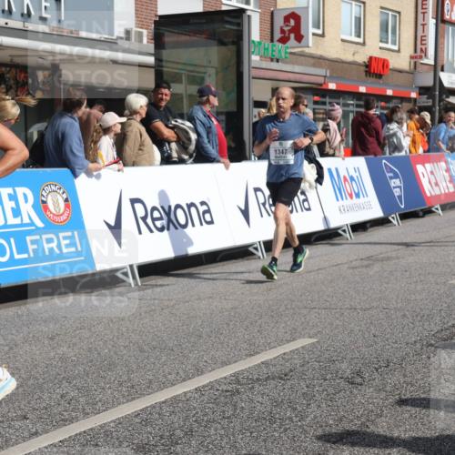 15.09.2024 - PSD Bank Halbmarathon Michael Strokosch http://msf.ph/oto/7061358 15.09.2024 11:45:53 Ziel 446, 948, 982, 1209, 1326, 1347, 1351, 1975, 2539, 2645, 2705, 2988 meine-sportfotos.de