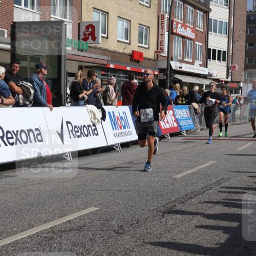 15.09.2024 - PSD Bank Halbmarathon Michael Strokosch http://msf.ph/oto/7061364 15.09.2024 11:45:53 Ziel 446, 948, 982, 1209, 1326, 1347, 1351, 1975, 2539, 2645, 2705, 2988 meine-sportfotos.de