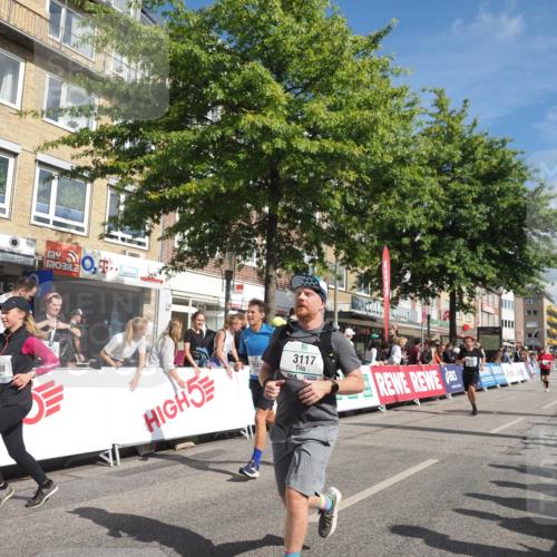 15.09.2024 - PSD Bank Halbmarathon Miley Keyser http://msf.ph/oto/7061365 15.09.2024 12:10:06 Ziel 1639, 1694, 1820, 1864, 1993, 1998, 2053, 2196, 2308, 2531, 2788, 2915, 2937, 2993, 3117, 3187 meine-sportfotos.de