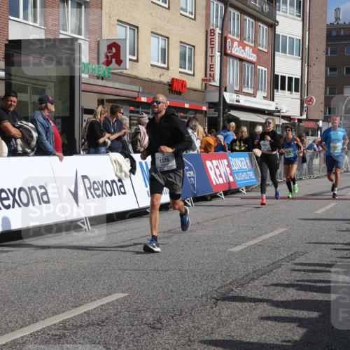 15.09.2024 - PSD Bank Halbmarathon Michael Strokosch http://msf.ph/oto/7061366 15.09.2024 11:45:54 Ziel 446, 948, 1209, 1326, 1346, 1347, 1351, 1975, 2539, 2645, 2705, 2988 meine-sportfotos.de