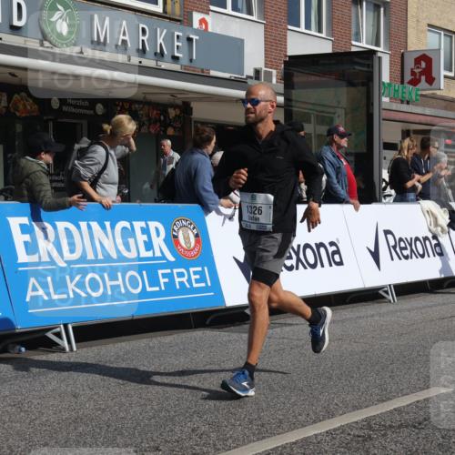 15.09.2024 - PSD Bank Halbmarathon Michael Strokosch http://msf.ph/oto/7061374 15.09.2024 11:45:55 Ziel 446, 948, 1209, 1326, 1346, 1347, 1351, 1375, 1975, 2539, 2645, 2705, 2988 meine-sportfotos.de