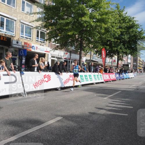 15.09.2024 - PSD Bank Halbmarathon Miley Keyser http://msf.ph/oto/7061408 15.09.2024 11:05:52 Ziel 450, 452 meine-sportfotos.de