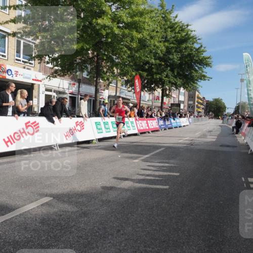 15.09.2024 - PSD Bank Halbmarathon Miley Keyser http://msf.ph/oto/7061436 15.09.2024 11:06:03 Ziel 450 meine-sportfotos.de