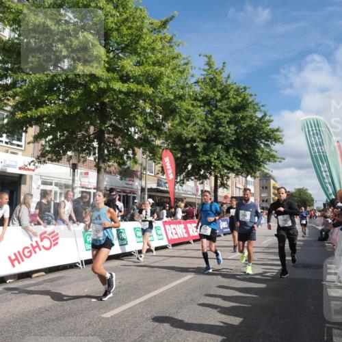 15.09.2024 - PSD Bank Halbmarathon Miley Keyser http://msf.ph/oto/7061442 15.09.2024 12:10:12 Ziel 1639, 1820, 1836, 1864, 1993, 1998, 2170, 2196, 2308, 2531, 2546, 2547, 2788, 2915, 2937, 3117, 3144, 3187 meine-sportfotos.de