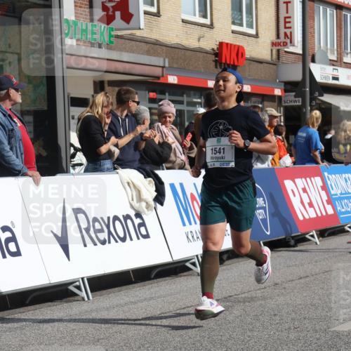 15.09.2024 - PSD Bank Halbmarathon Michael Strokosch http://msf.ph/oto/7061468 15.09.2024 11:46:12 Ziel 781, 952, 967, 1346, 1358, 1375, 1474, 1541, 2539, 2680 meine-sportfotos.de