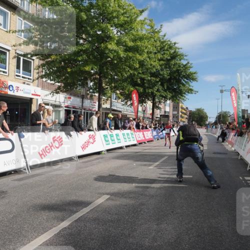 15.09.2024 - PSD Bank Halbmarathon Miley Keyser http://msf.ph/oto/7061481 15.09.2024 11:06:28 Ziel 1091 meine-sportfotos.de