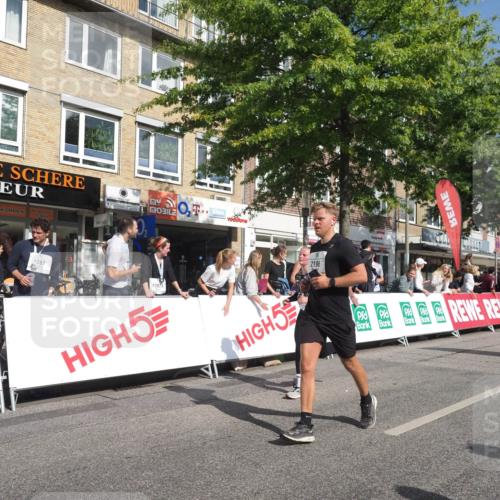 15.09.2024 - PSD Bank Halbmarathon Miley Keyser http://msf.ph/oto/7061512 15.09.2024 12:10:15 Ziel 1211, 1639, 1836, 1864, 1993, 1998, 2170, 2196, 2308, 2531, 2546, 2547, 2788, 2877, 2915, 2937, 3117, 3144, 3187, 3538 meine-sportfotos.de